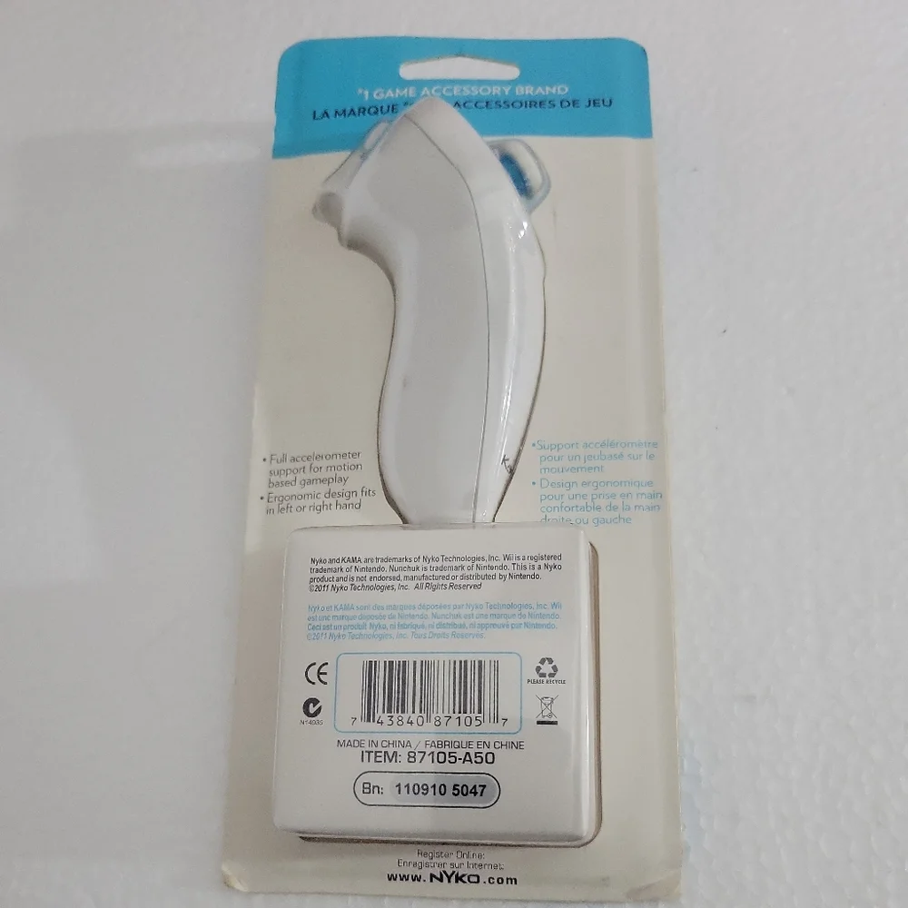 NWOT Kyoko Kama NunChuck Control ‎ For Nintendo WII